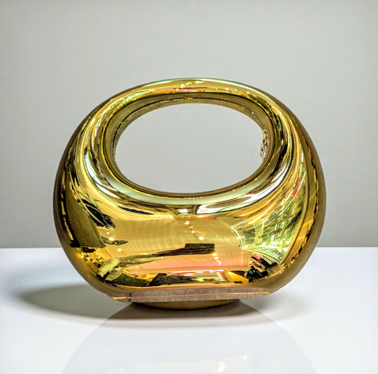 Solid crescent handbag gold